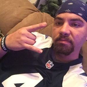 Meet your Posher, Jonathan